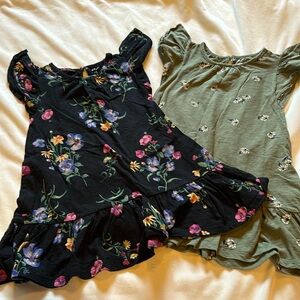 Lot of Old Navy cotton shift dresses. Size 5t.